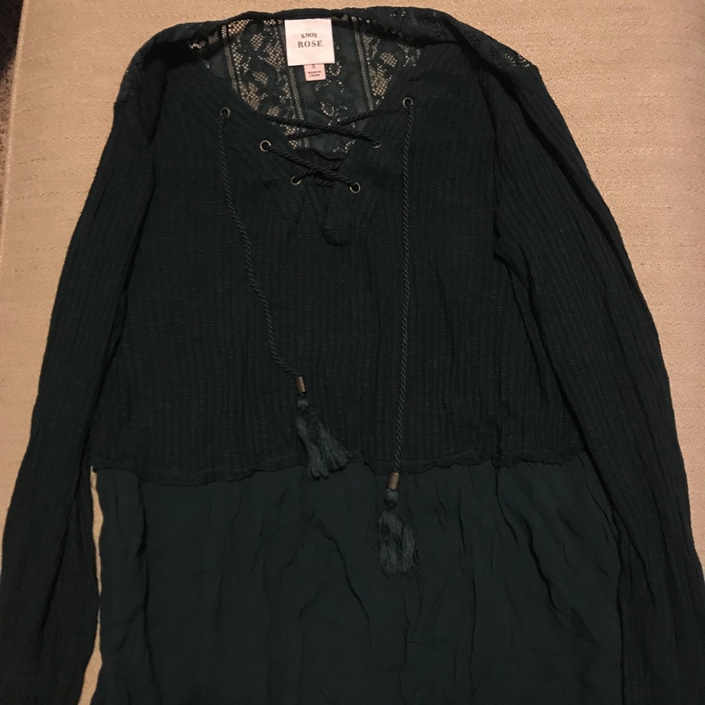 Green Knit Blouse with Lace
